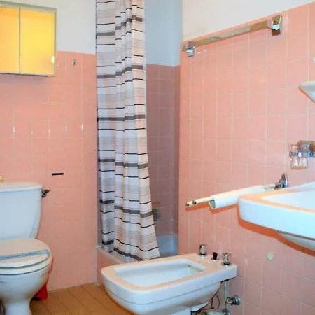 Sur Cavaliere Avec Terrasse, 1er Etage, 2 Couchages - Fr-1-251-80 ル・ラヴァンドゥー