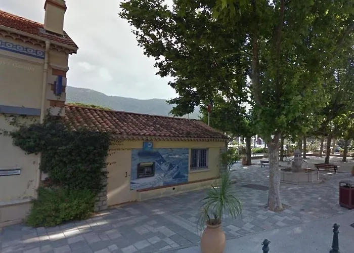 Sur Cavaliere Avec Terrasse, 1er Etage, 2 Couchages - Fr-1-251-80 *